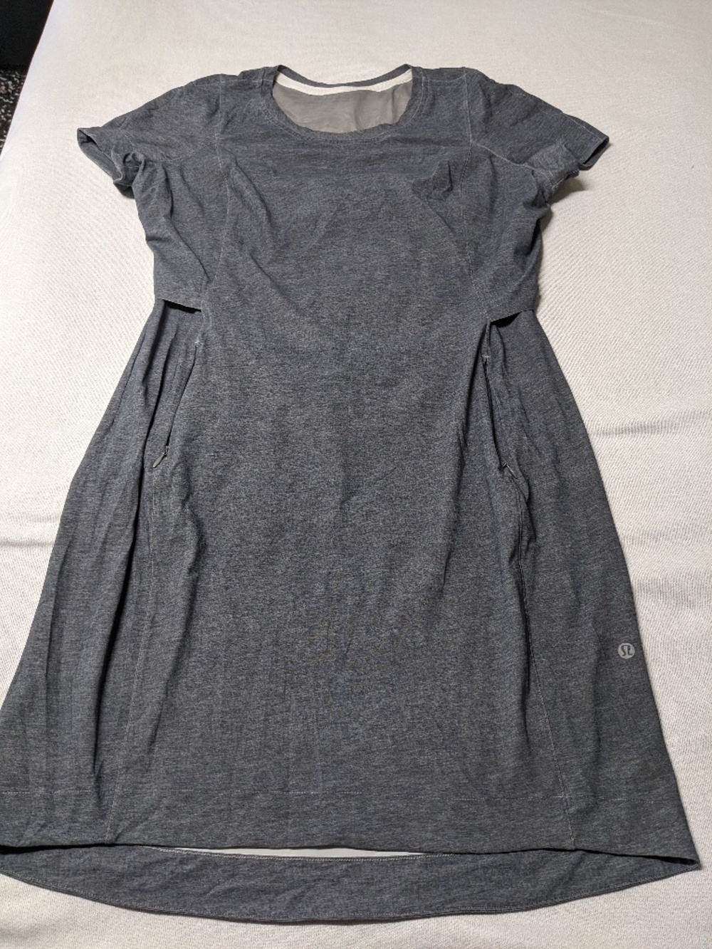 Lululemon &Go Endeavor Dress - Size 10